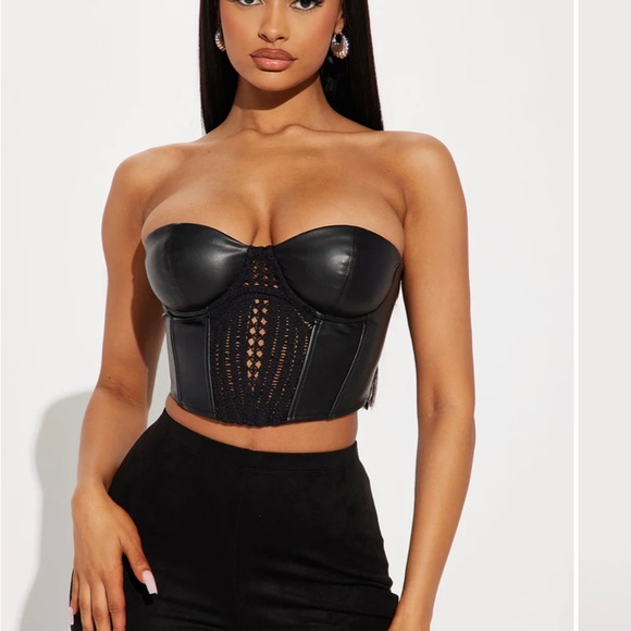 Black Corset top *NEVER WORN* - Picture 1 of 4